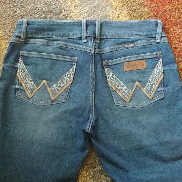 RARE Wrangler Premium Patch Retro Mae Jeans 👖Size 11 x 34 - Picture 2 of 10